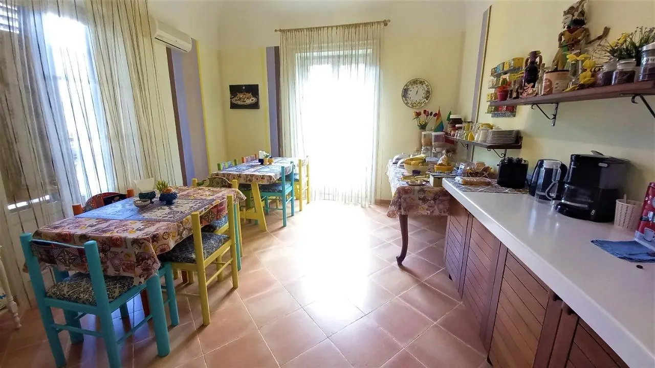 Bed&Book Palazzo Cutelli Bed & Breakfast Palermo